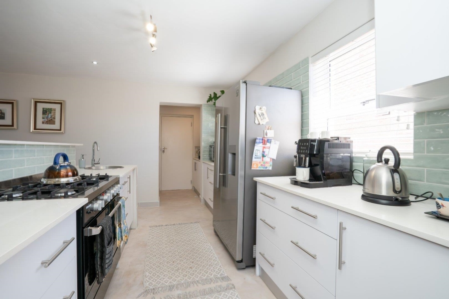 3 Bedroom Property for Sale in Bluewater Bay Western Cape